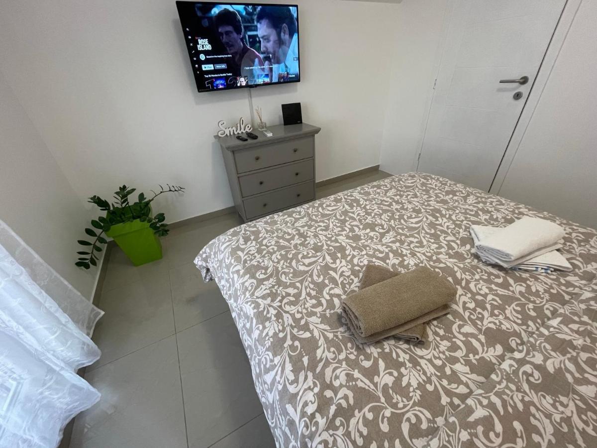 Apartman 1 Διαμέρισμα Σρέμσκα Μιτρόβιτσα Εξωτερικό φωτογραφία